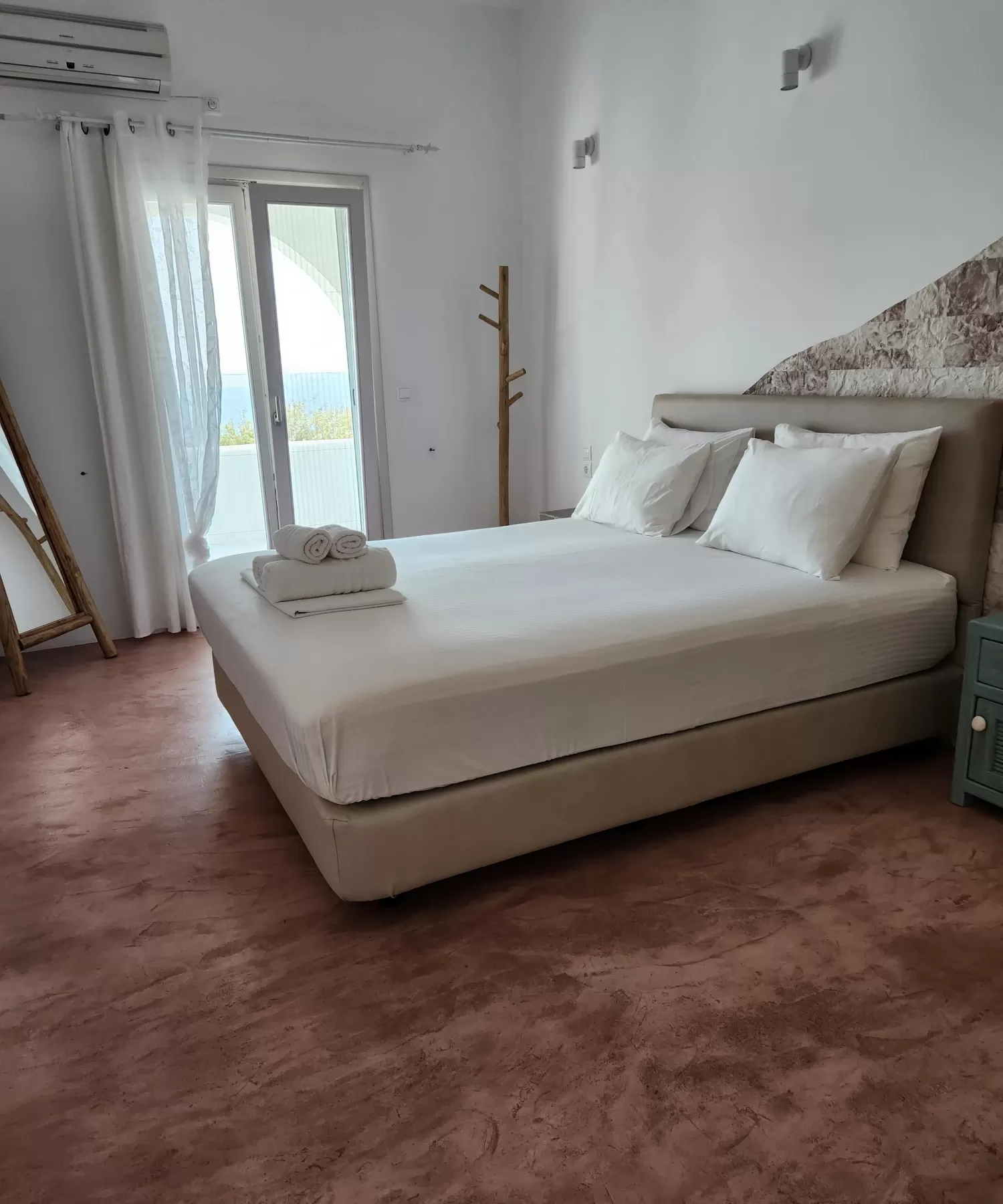 appartamento iraklia